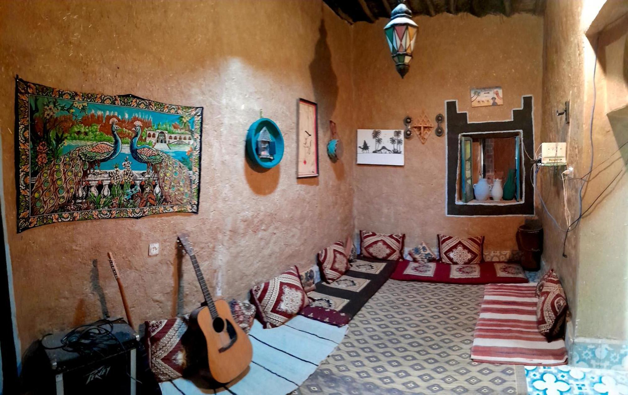 TazoukaOasis Travel住宿加早餐旅馆 外观 照片